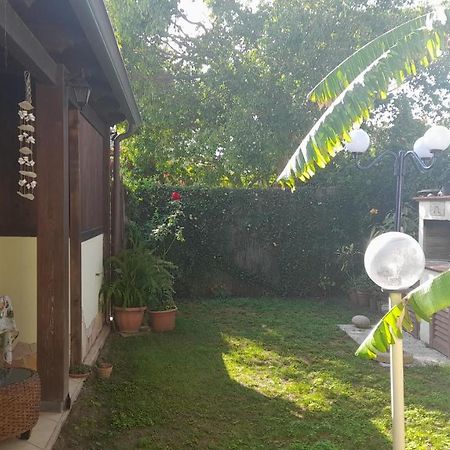 Brezza Di Mare Appartamento In Villa Con Giardino E Spiaggia ,Casa Vacanze Al Mare Quartu SantʼElena Buitenkant foto