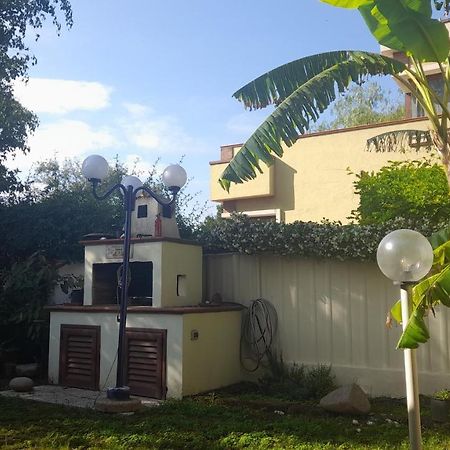 Brezza Di Mare Appartamento In Villa Con Giardino E Spiaggia ,Casa Vacanze Al Mare Quartu SantʼElena Buitenkant foto