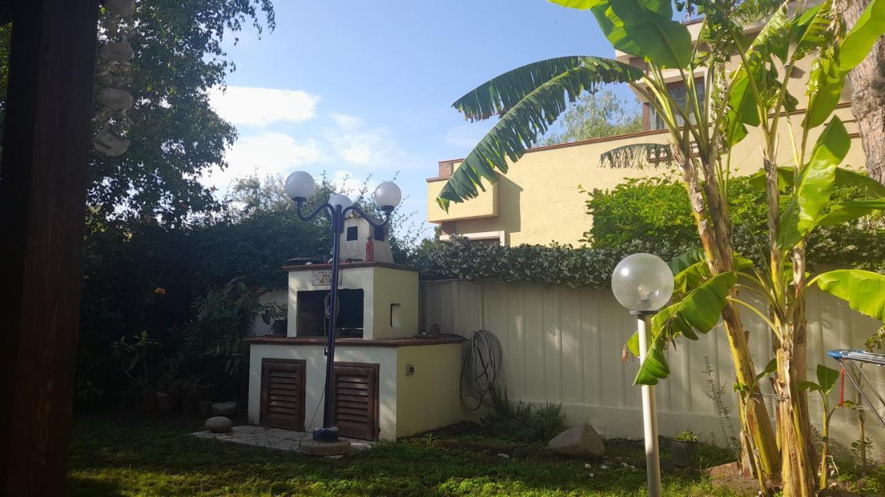 Brezza Di Mare Appartamento In Villa Con Giardino E Spiaggia ,Casa Vacanze Al Mare Quartu SantʼElena Buitenkant foto